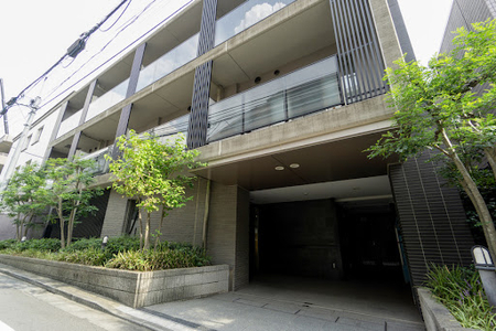 13-13 Fukattacho Serviced Apartment