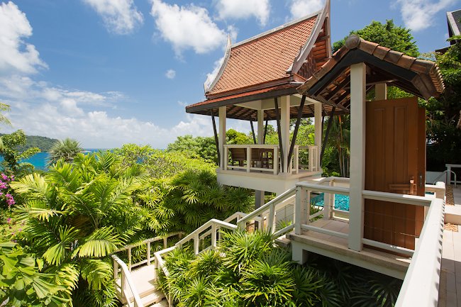 Delightful Villa Near Kata Beach