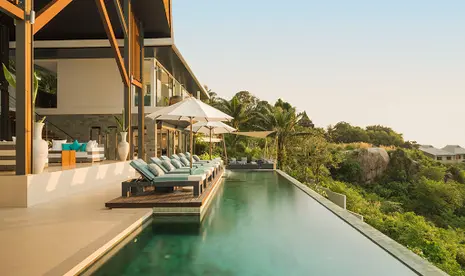 A Sophisticated Luxury Villa In Phuket