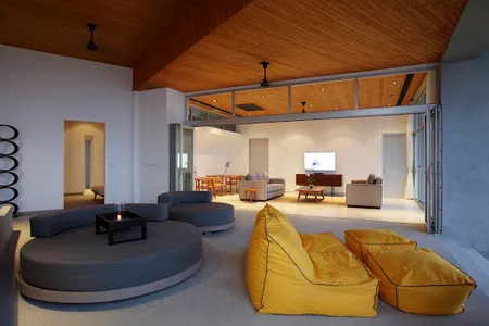 A Charming and Stylish Luxury Villa in Phuket
