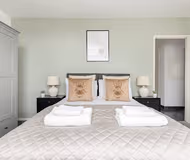 The Canary Wharf Collection