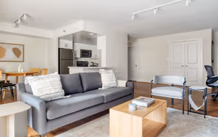 Randolph 9th St N Serviced Apartment