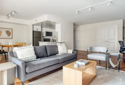 Randolph 9th St N Serviced Apartment