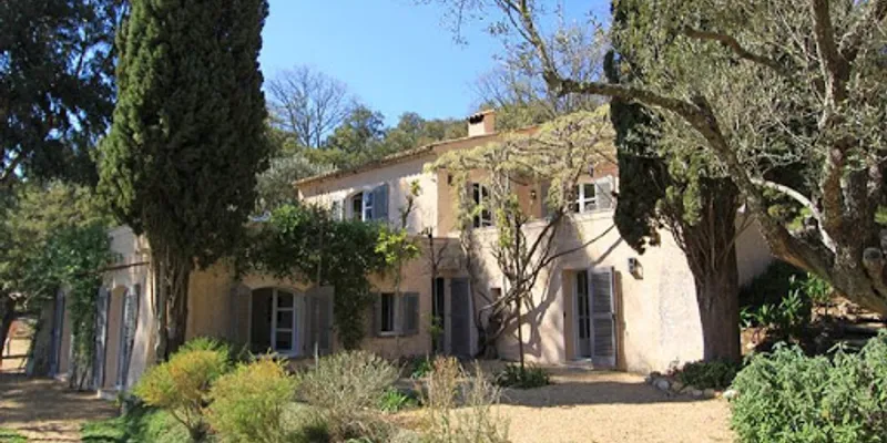 A Villa in Grimaud With Beautiful Terraces