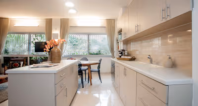 Full kitchen at Molcho