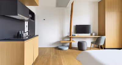 Nollendorfpl Accessible Studio Apartments