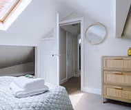 2BR Designer apartment for City Breaks in Chester.