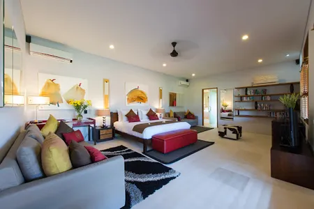 Stylish Family Villa in the Oberoi District