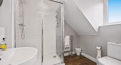 Middleton House with Free Parking, Fast-Wifi, SmartTV and Garden