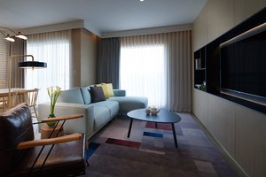 Yen Akat Road Apartments