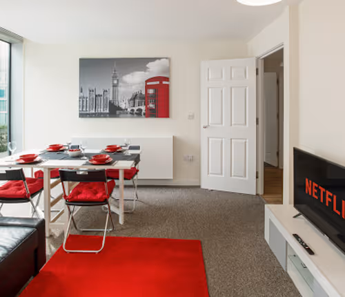 Staten House Apartment in Milton Keynes