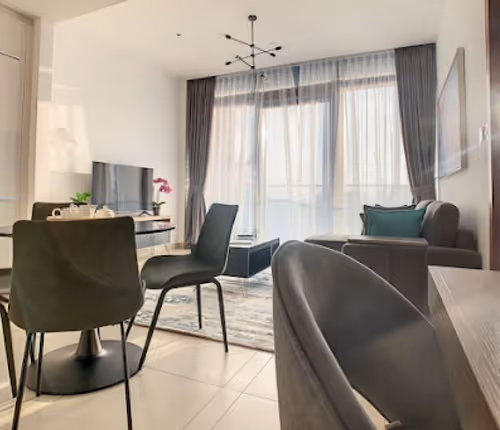 Bright Marina Gate 2 Apartment