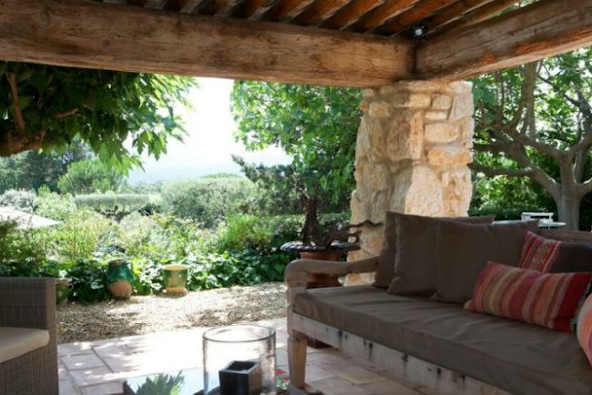 A Classical Provencal Villa in Grimaud