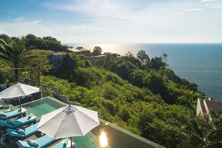 A Sophisticated Luxury Villa in Phuket