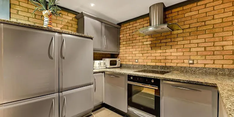 Southwark Bridge Road Serviced Apartment