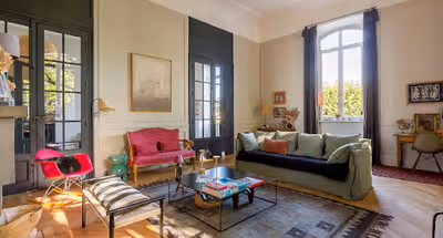 Debrousse Serviced Apartments