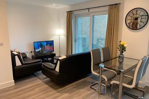 Lismore Boulevard Apartment