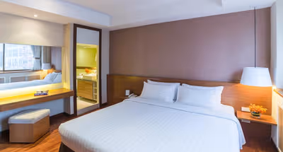 Silom-Bandara Residences