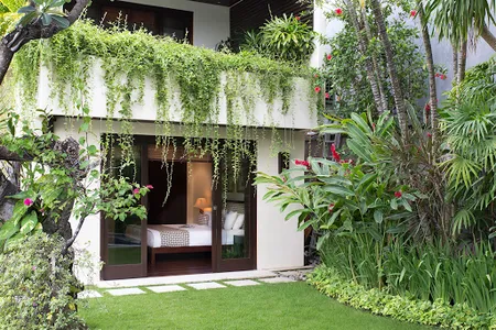 Exclusive and Secluded Villa Near Jalan Laksmana