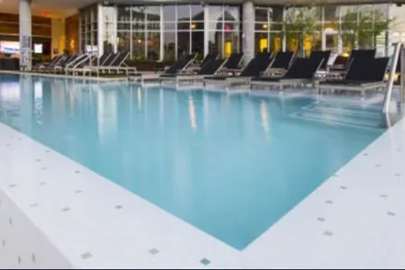 W 7th St Serviced Apartment