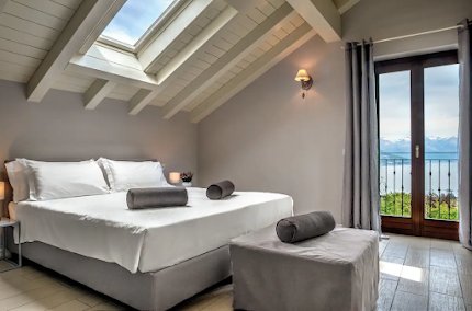 INCREDIBLE VIEW OF LAKE COMO AND THE MAJESTIC ALPS