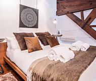 Bedroom at Mezzanine Paseo de Gracia