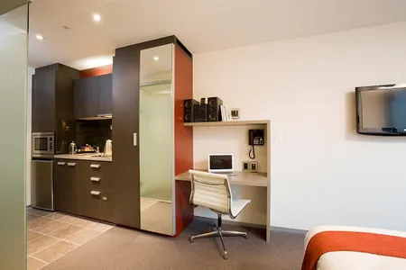 Queens Street Serviced Apartments