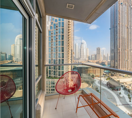 Modern Two Bedroom Near Burj Khalifa,