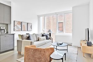 5th Ave Apartment