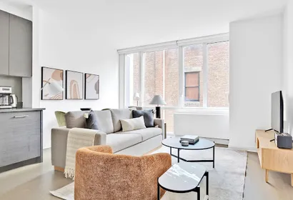 5th Ave Apartment