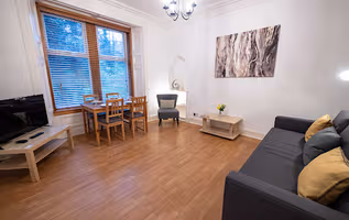 Spacious 2 Bed flat, Close to University