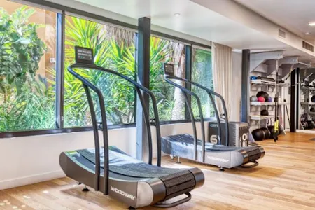 Hollywood Blvd Serviced Apartments