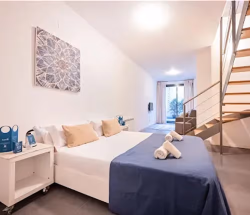 C. de Girona Service Apartments