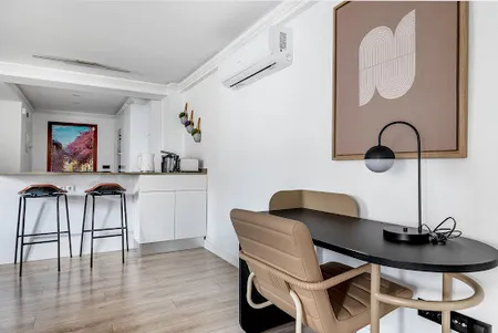 Oltra Serviced Apartments