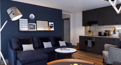 living space at Long Lane Apartments near London Bridge