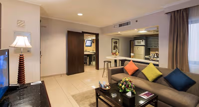 King Abdul Aziz Road Apartment