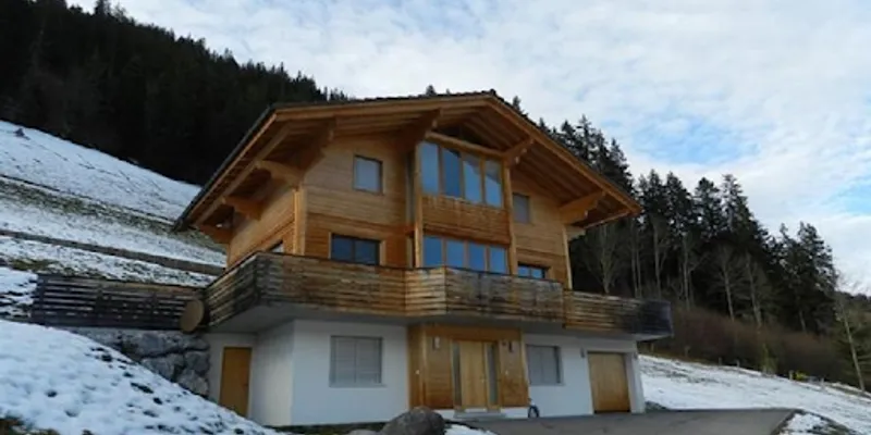 A Private 220 sqm Family Chalet With Views Of Rinderberg