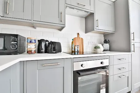 2 Bedroom & Bathroom Apartment with Parking