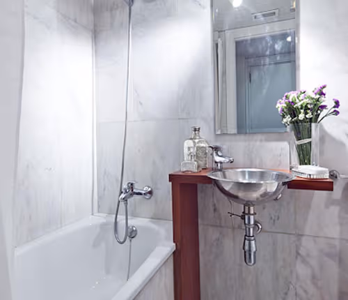 Park Guell Serviced Apartment