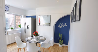 03 Bedroom Hillingdon House in Uxbridge