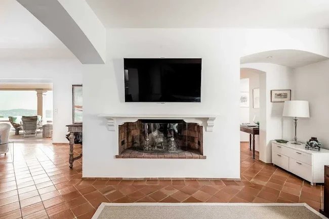 STUNNING VILLA IN GRIMAUD PANORAMIC SEAVIEWS