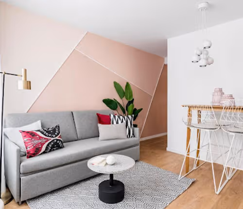 Avenida Serviced Apartment