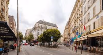 A PARISIAN HOME IN THE HEART OF 15TH ON RUE DESNOUETTES