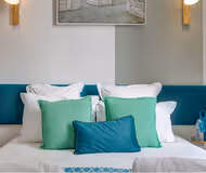 IN THE BEST PART OF PARIS CANAL ST MARTIN