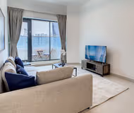 Sleek The Bay Apartment