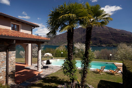 Beautiful, Spacious Modern villa with fantastic panoramic Lake Views