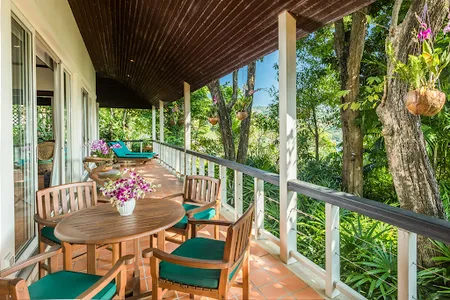 Pleasant Villa Near Kata Beach