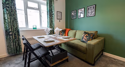 (LOR5) Lorne Park Landings 2S