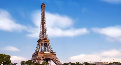 Plush Pad Capturing Debonair Atmosphere-Eiffel