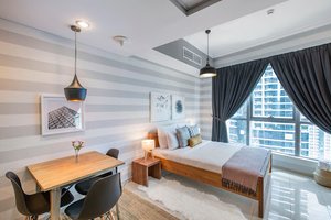 High-End Studio Apartment in Bay Central Tower